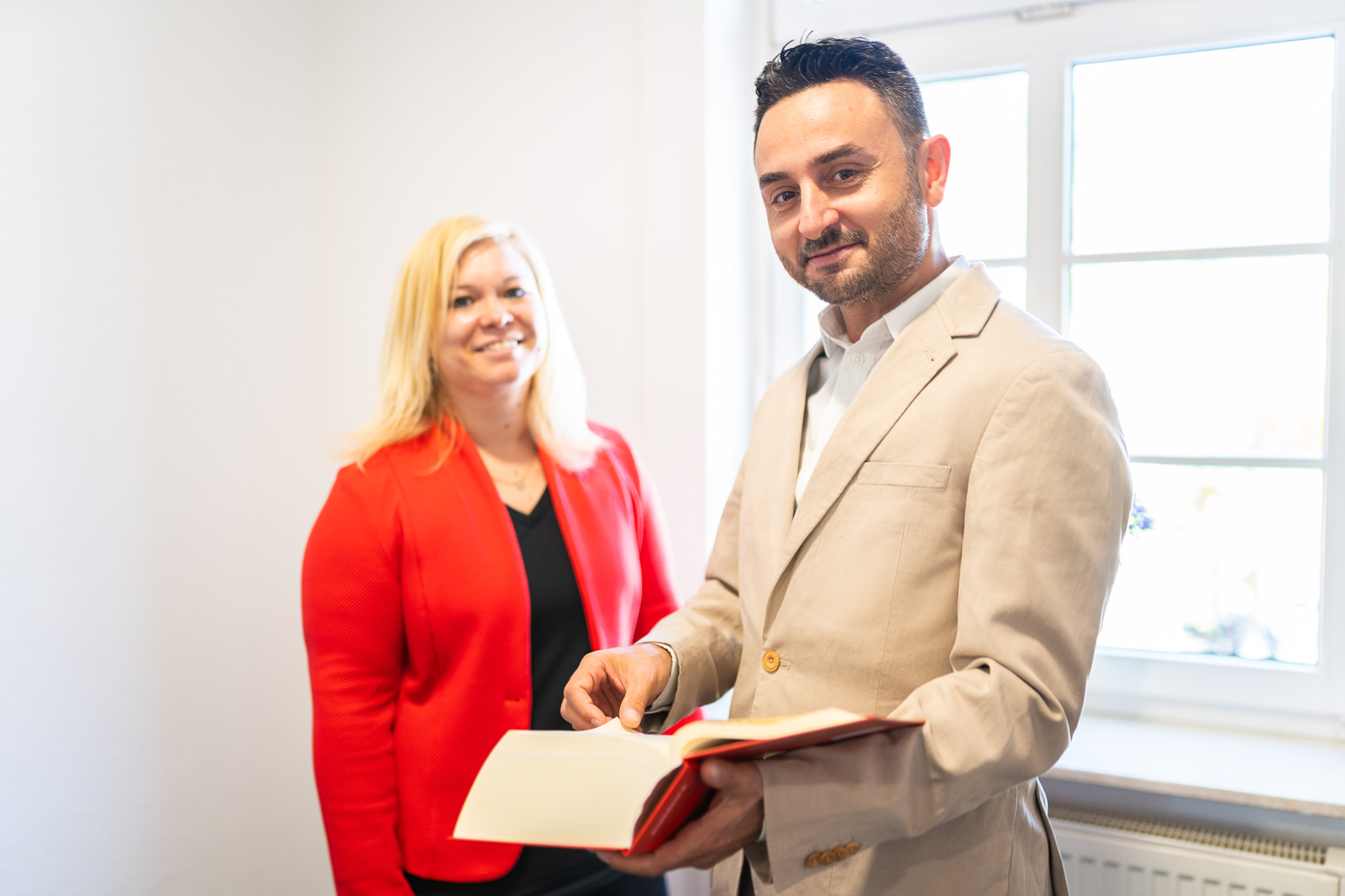 Kanzlei Dr. May Weinheim, Toni Arcuri und Tina Knapp, Steuerberater